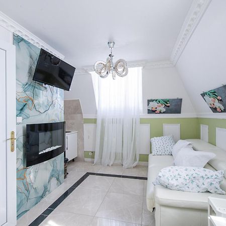 Appartement Emeraude - Paris A 13 Minutes Deuil-la-Barre Esterno foto
